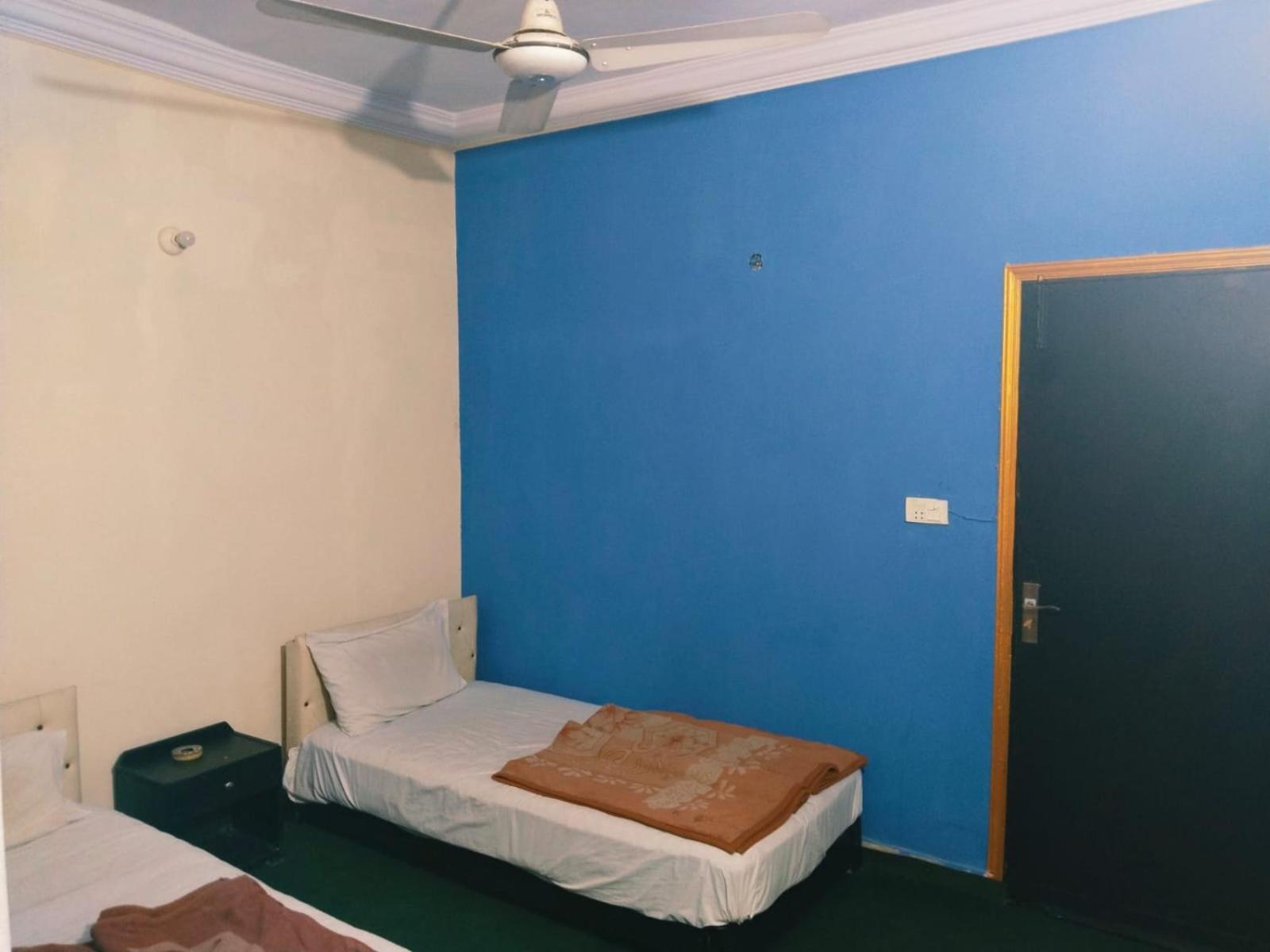 Shahzad Hotel Rawalpindi Bagian luar foto